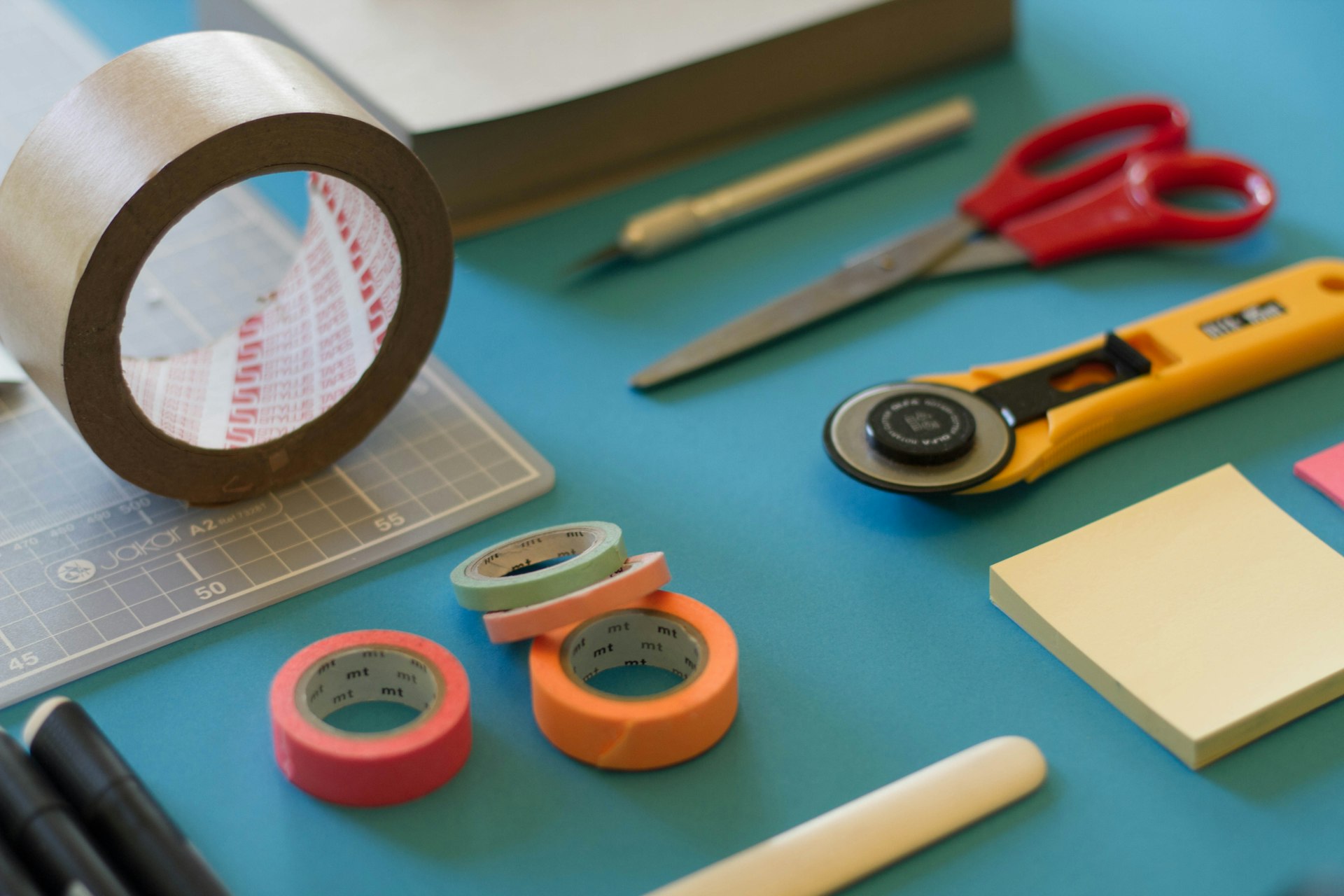 Atelier + AL em cima